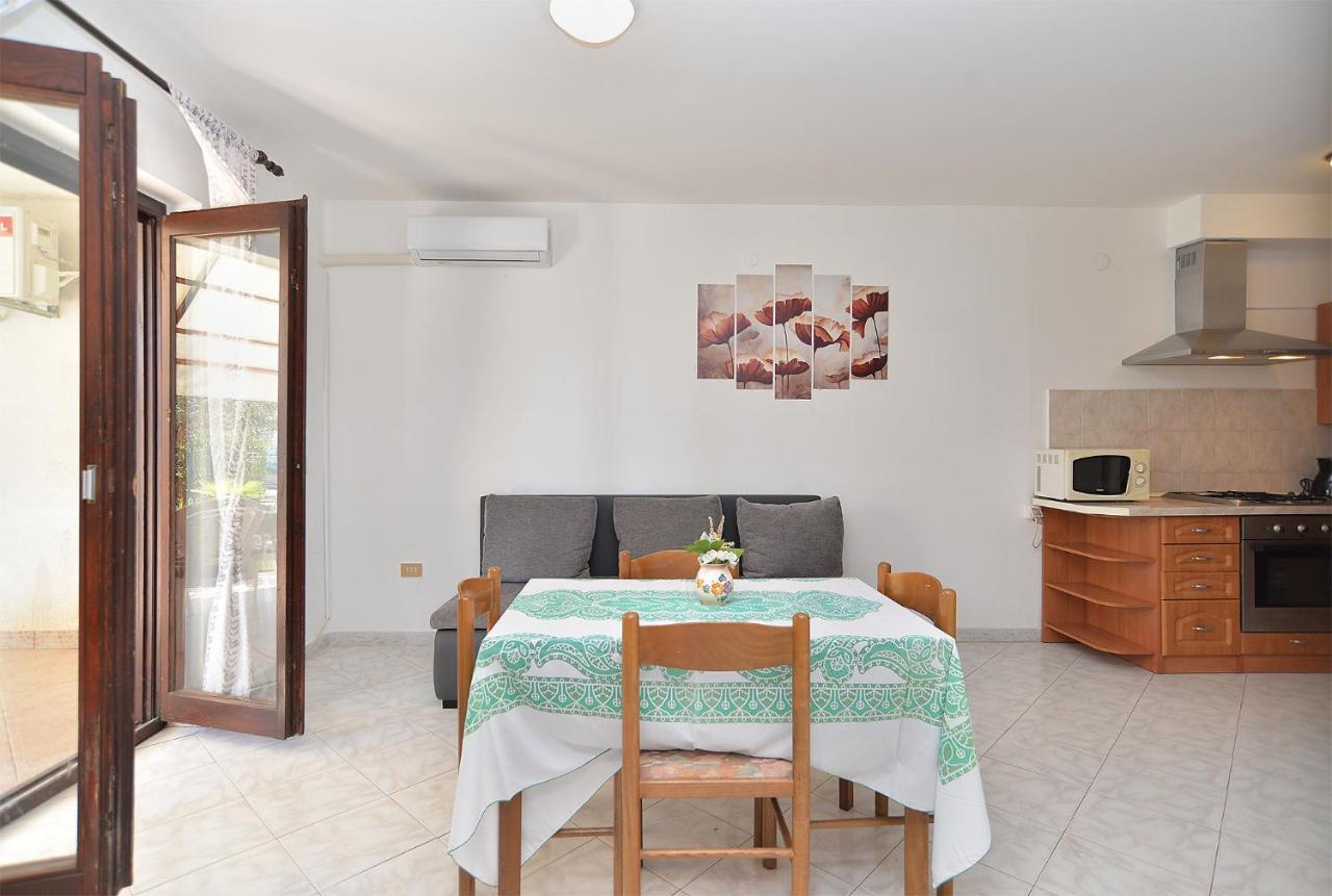 Apartments Lavanda 108 Fazana Luaran gambar